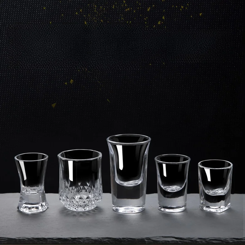 Wine Glass Set Crystal - Çin Tarzı Küçük Mermi Şeklinde Beyaz